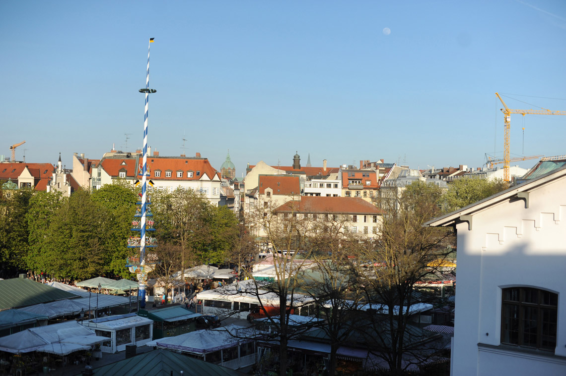 Kontakt Anwalt München Kanzlei Blick auf Viktualienmarkt
